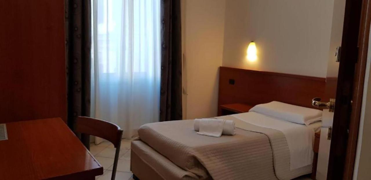 Hotel Luciani Рим Екстериор снимка