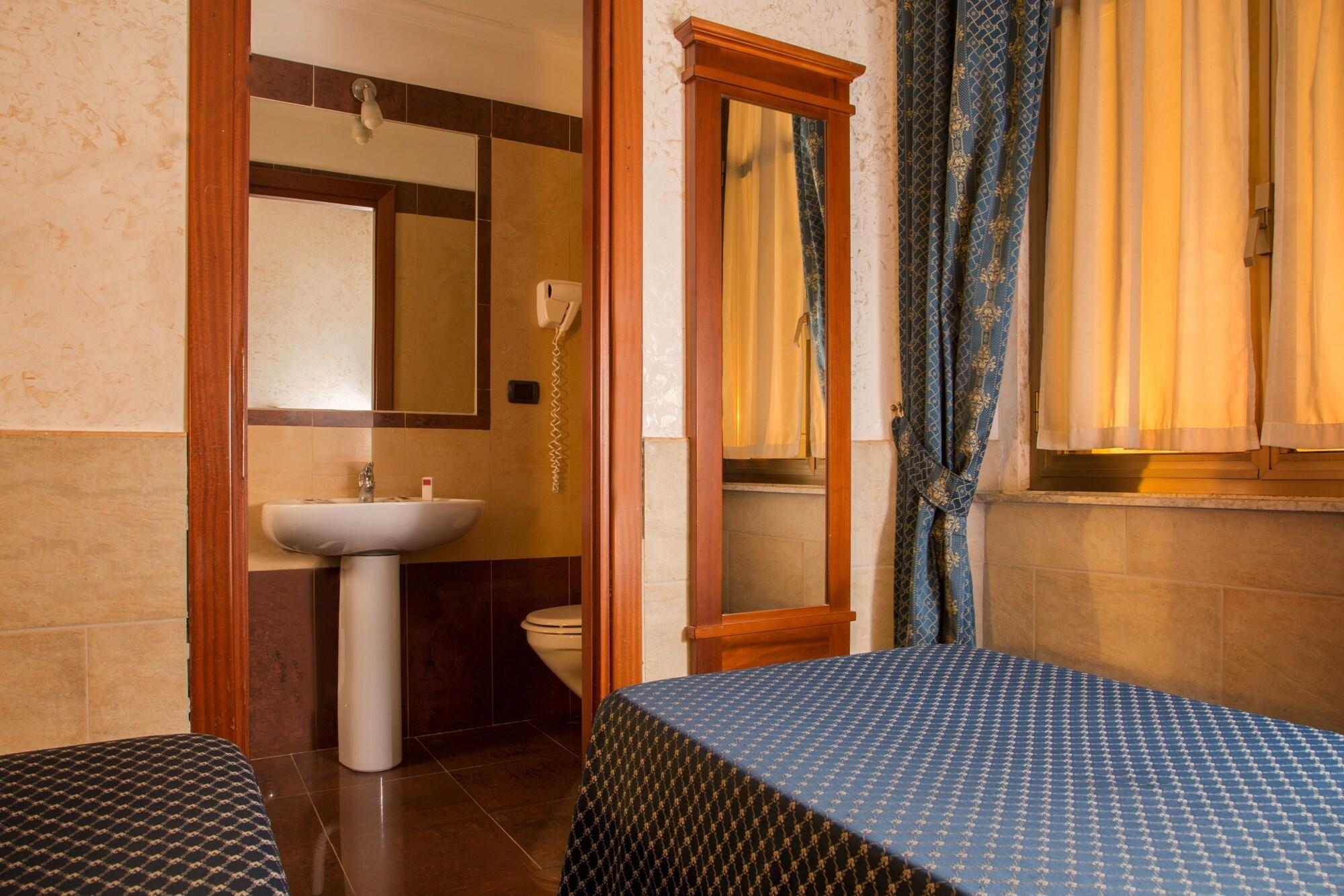 Hotel Luciani Рим Екстериор снимка