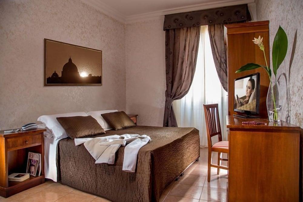 Hotel Luciani Рим Екстериор снимка
