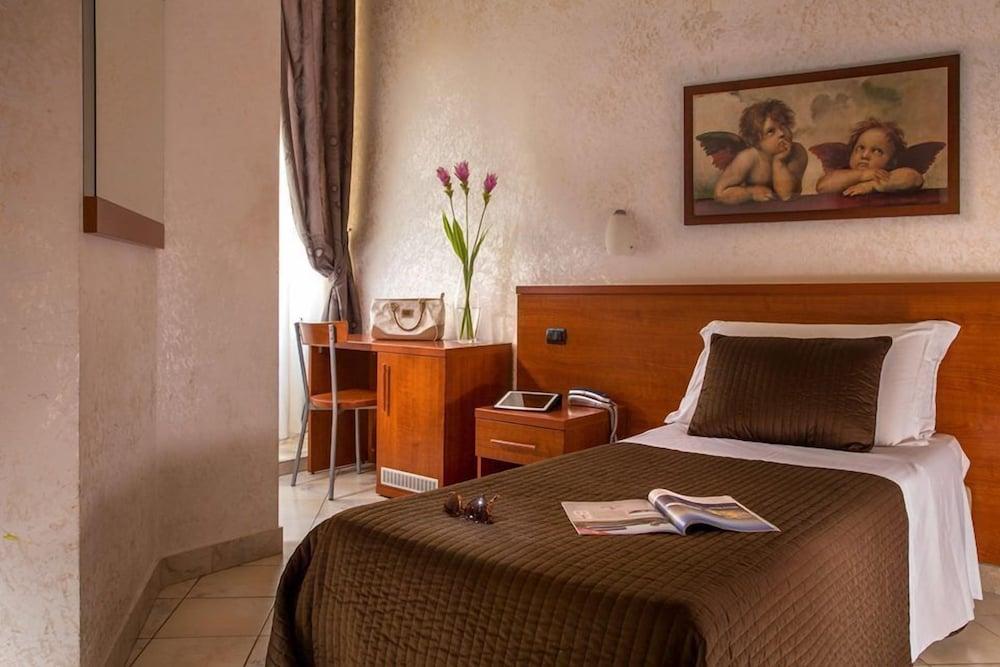 Hotel Luciani Рим Екстериор снимка